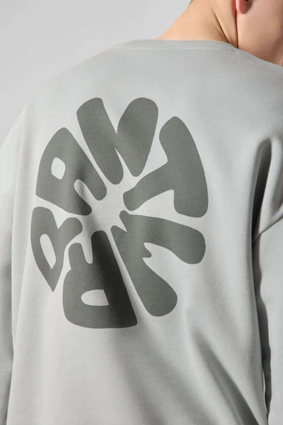 Pull Backprint Sweat - Straight Fit