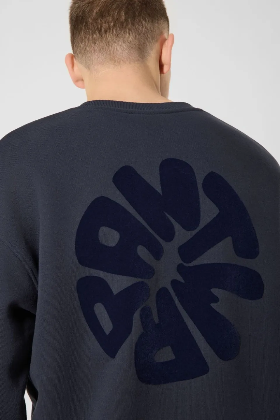 Pull Backprint Sweat - Straight Fit