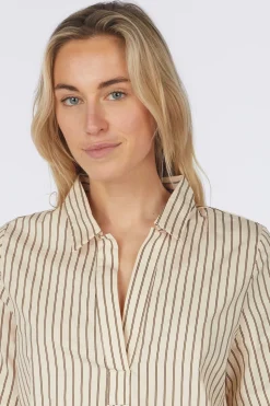 Robe Maggie