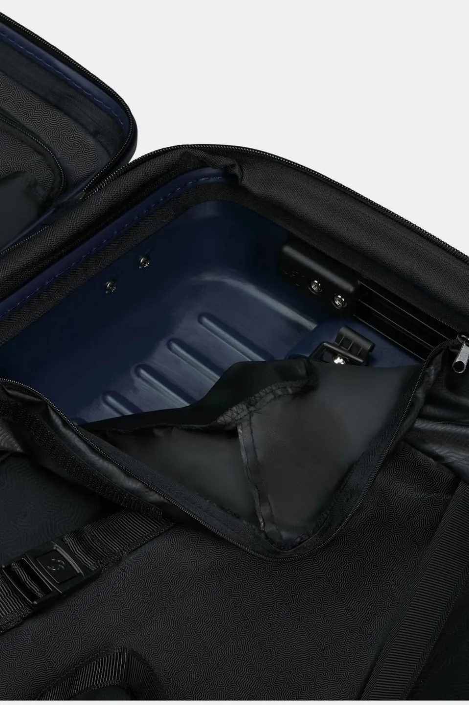 Valise Restackd Spinner 81/30 Exp